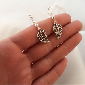 Silver Filigree Leaf Dangle Earrings
